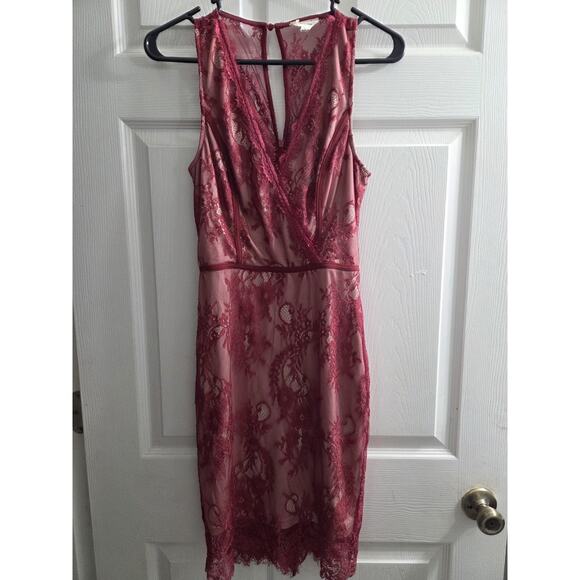 Olive Tree Sleevless Bodycon Red Lace Midi Dress Low V Neck Sheer Back Medium - Picture 1 of 9